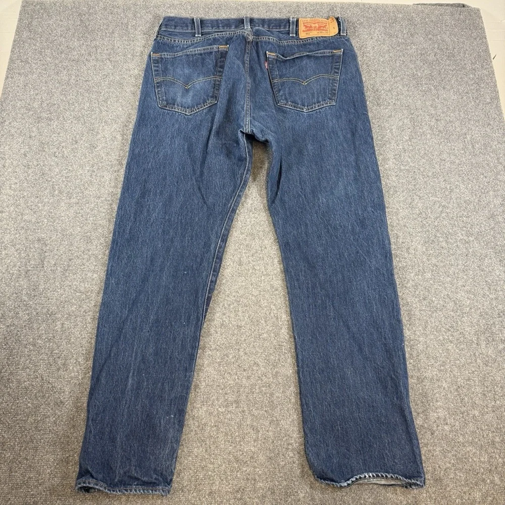 Levis 501 Jeans Mens 38x32 Blue Denim Straight Button Fly Medium Wash‎